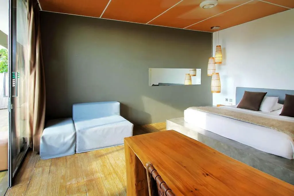 ** Ξενοδοχείο με διαμερίσματα Clio Apartment Σεμινιάκ Ινδονησία