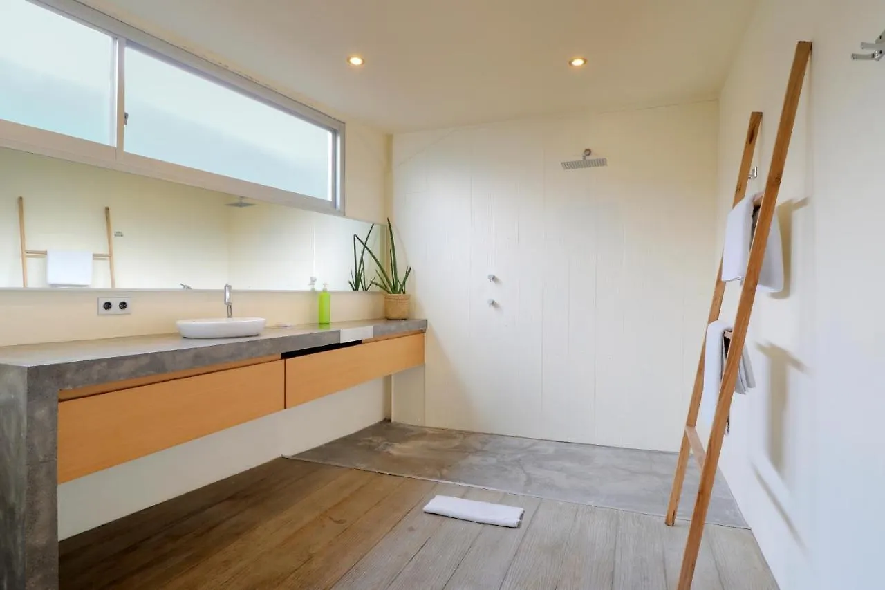 Clio Apartment Σεμινιάκ Ινδονησία
