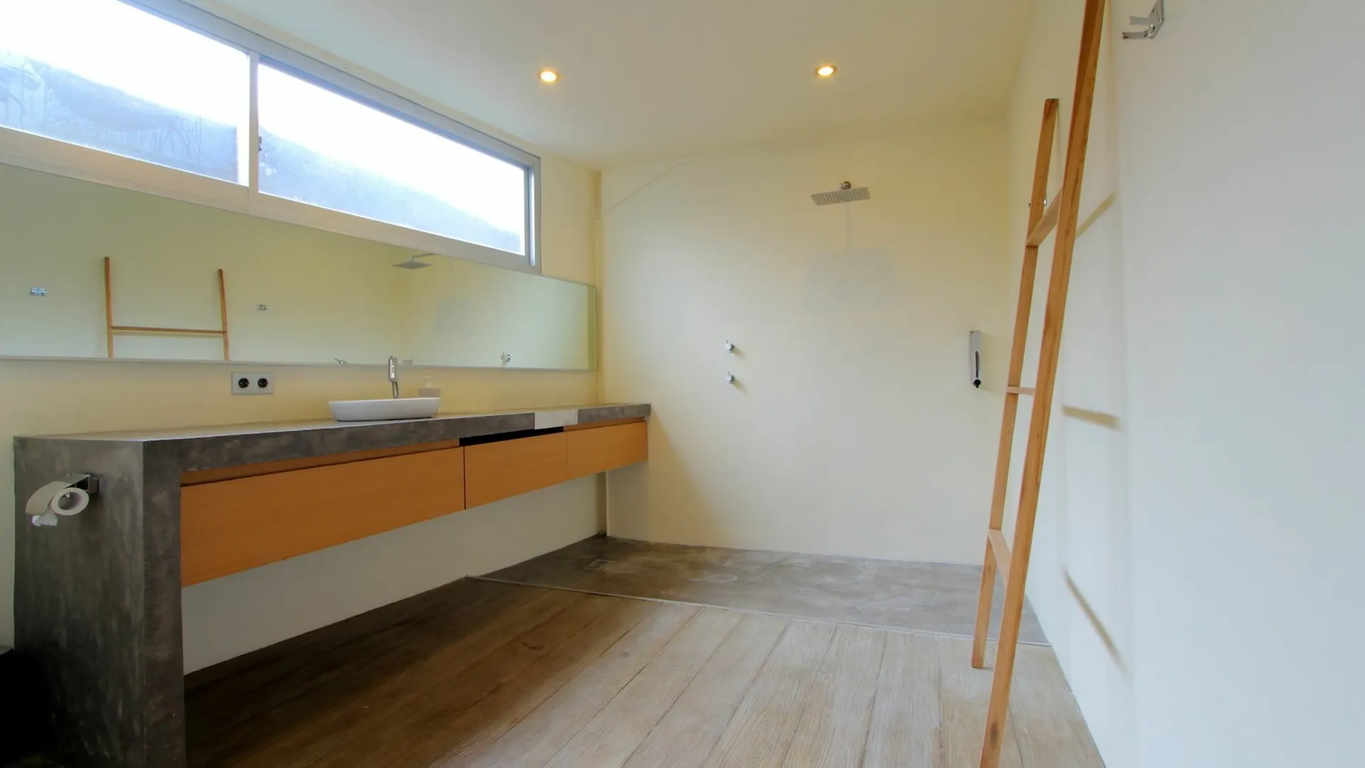 Ξενοδοχείο με διαμερίσματα Clio Apartment Σεμινιάκ